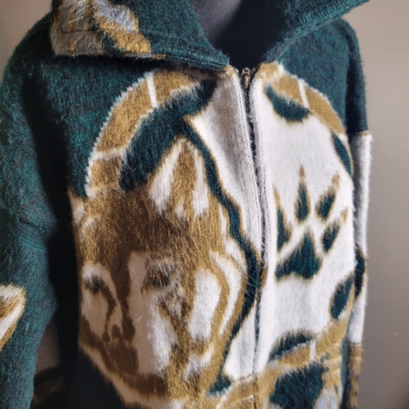 VINTAGE YARINA WOOL WOLF PRINT ZIP UP CARDIGAN - Picture 2 of 12